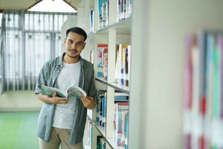 Nama-nama penerima beasiswa GenBI Universitas Islam Riau