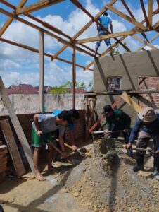 PMM Inbound UIR Kegiatan Sosial Bangun Posyandu di Kelurahan Tuah Karya Pekanbaru