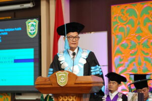 Pengukuhan Guru Besar Prof Nurman Guru Besar UIR Ke 13