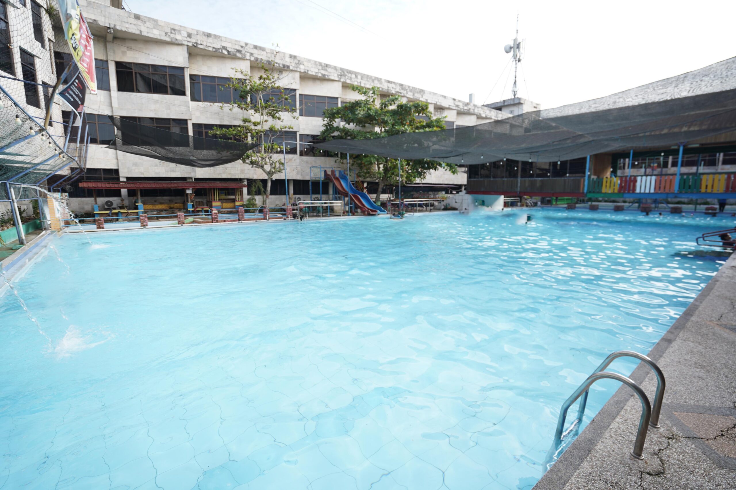 Kolam Renang UIR.jpeg