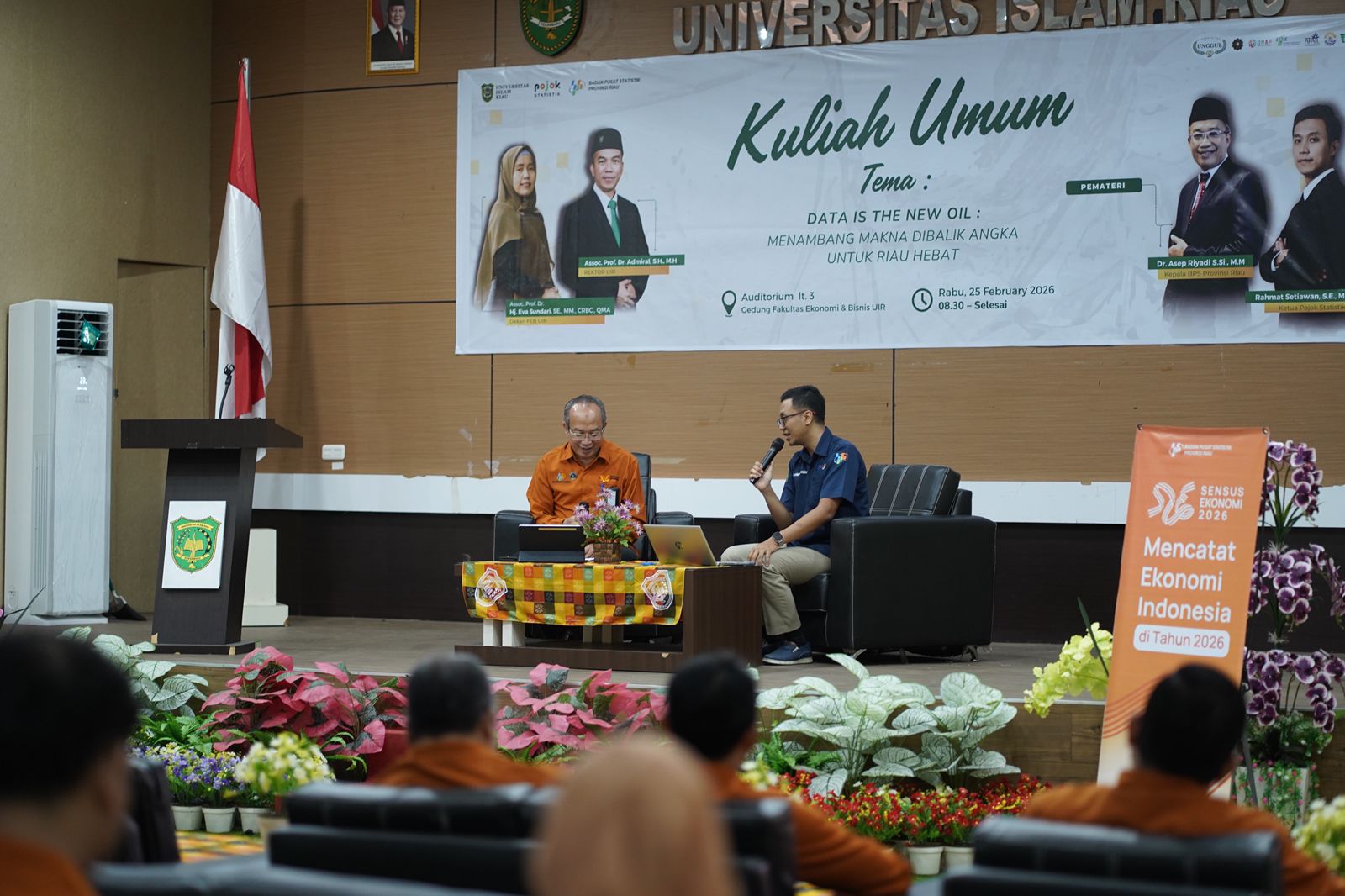 Narasumber_dan_Moderator_Kuliah_Umum_UIR_BPS_Riau