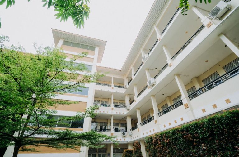 Gedung_Fakultas_Psikologi_UIR