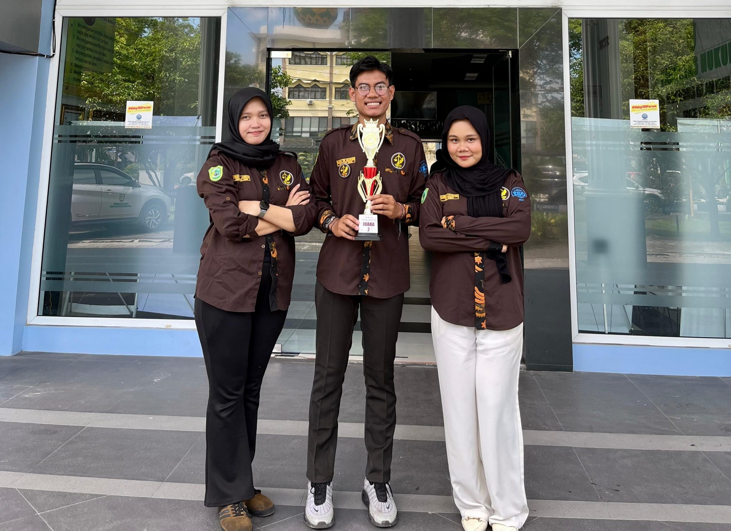 Gen-Unggul-Trio-Debat-UIR