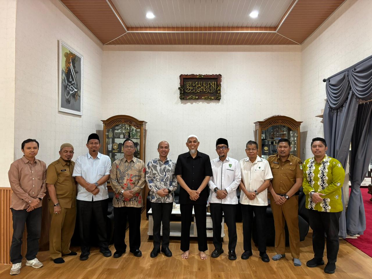 Pimpinan_UIR_Bersama_Pemko_Dumai